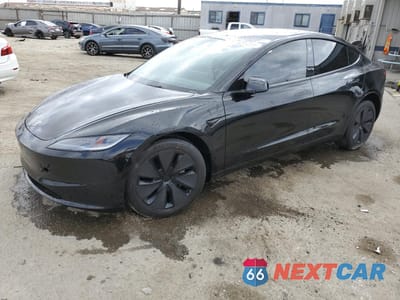 2024 TESLA MODEL 3 5YJ3E1EA0RF744718 - główne zdjęcie licytacji z USA - miniatura