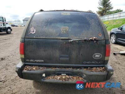 Zdjęcie 6 z 13 samochodu: 1999 CHEVROLET BLAZER VIN:1GNDT13W4X2169135 - miniatura