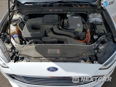 Zdjęcie 11 z 13 samochodu: 2018 FORD FUSION SE HYBRID VIN:3FA6P0LU6JR118775 - miniatura