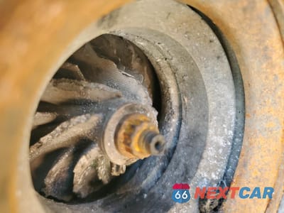 Zdjęcie 10 z 10 samochodu: 2016 VOLVO VN VNL VIN:4V4NC9EH4GN953019 - miniatura