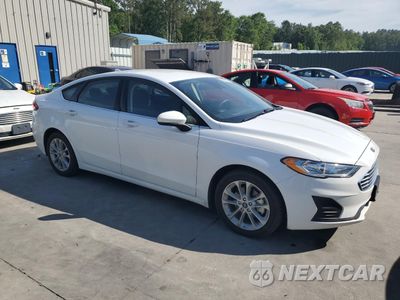 Czwarte zdjęcie samochodu z boku: 2020 FORD FUSION SE VIN:3FA6P0LU6LR204896 - miniatura