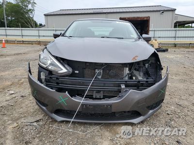Piąte zdjęcie samochodu w środku: 2018 NISSAN SENTRA S VIN:3N1AB7AP3JL631643 - miniatura