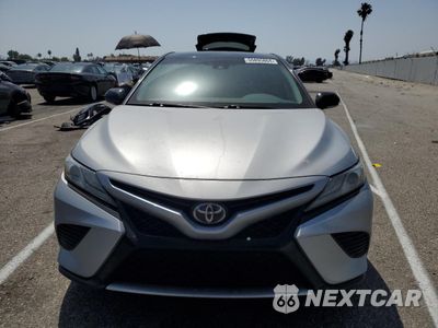 Piąte zdjęcie samochodu w środku: 2019 TOYOTA CAMRY XSE VIN:4T1B61HK7KU216745 - miniatura