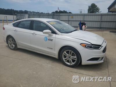 Czwarte zdjęcie samochodu z boku: 2018 FORD FUSION SE HYBRID VIN:3FA6P0LU8JR118762 - miniatura