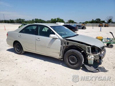 Czwarte zdjęcie samochodu z boku: 2005 TOYOTA CAMRY LE VIN:4T1BE32K75U419534 - miniatura