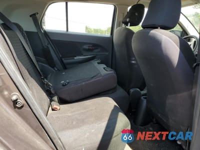 Zdjęcie 10 z 13 samochodu: 2011 TOYOTA SCION XD VIN:JTKKU4B47B1009790 - miniatura