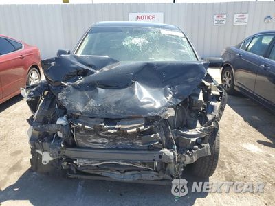 Piąte zdjęcie samochodu w środku: 2016 HONDA CR-V LX VIN:3CZRM3H37GG708578 - miniatura