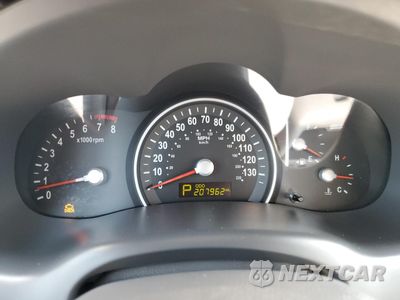 Zdjęcie 9 z 13 samochodu: 2014 KIA SEDONA LX VIN:KNDMG4C77E6554475 - miniatura