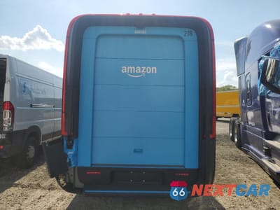 Zdjęcie 6 z 13 samochodu: 2024 RIVIAN EDV 700 VIN:7FCEHEB28RN020582 - miniatura