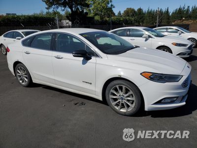 Czwarte zdjęcie samochodu z boku: 2017 FORD FUSION SE HYBRID VIN:3FA6P0LU1HR408898 - miniatura