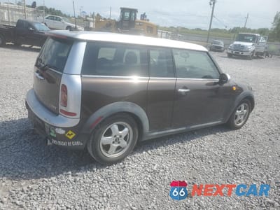 Trzecie zdjęcie samochodu z tyłu: 2010 MINI COOPER CLUBMAN VIN:WMWML3C5XATX38726 - miniatura