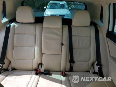 Zdjęcie 10 z 16 samochodu: 2012 VOLKSWAGEN TIGUAN S VIN:WVGBV7AX8CW560974 - miniatura