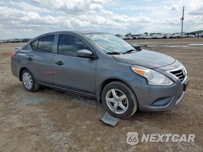 Czwarte zdjęcie samochodu z boku: 2016 NISSAN VERSA S VIN:3N1CN7AP1GL880757 - miniatura