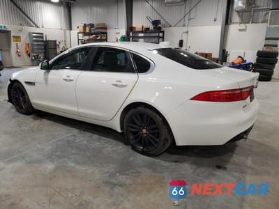 Drugie zdjęcie samochodu z przodu: 2016 JAGUAR XF PRESTIGE VIN:SAJBK4BV7GCY12036 - miniatura