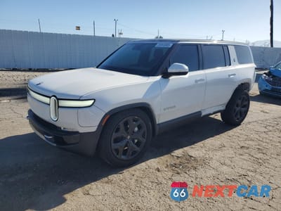 2024 RIVIAN R1S ADVENTURE 7PDSGBBA3RN029670 - główne zdjęcie licytacji z USA - miniatura