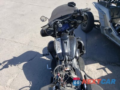 Zdjęcie 6 z 9 samochodu: 2021 HARLEY-DAVIDSON FLHTK VIN:1HD1KEF12MB654227 - miniatura