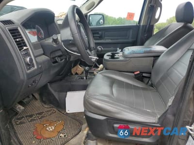 Zdjęcie 7 z 12 samochodu: 2015 RAM 2500 ST VIN:3C6TR5CT4FG524723 - miniatura