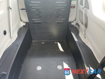 Zdjęcie 10 z 14 samochodu: 2023 CHRYSLER VOYAGER LX VIN:2C4RC1CG9PR526611 - miniatura