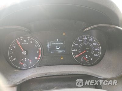 Zdjęcie 9 z 12 samochodu: 2017 KIA OPTIMA LX VIN:5XXGT4L38HG129004 - miniatura