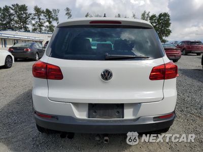 Zdjęcie 6 z 16 samochodu: 2012 VOLKSWAGEN TIGUAN S VIN:WVGBV7AX8CW560974 - miniatura