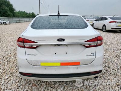 Zdjęcie 6 z 13 samochodu: 2017 FORD FUSION SE HYBRID VIN:3FA6P0LU7HR409554 - miniatura