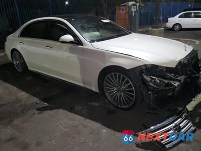Czwarte zdjęcie samochodu z boku: 2022 MERCEDES-BENZ S 580 4MATIC VIN:W1K6G7GB6NA146058 - miniatura