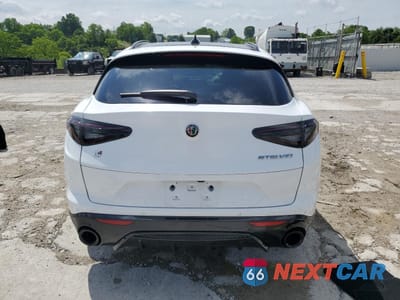 Zdjęcie 6 z 16 samochodu: 2024 ALFA ROMEO STELVIO TI VIN:ZASPAKBN9R7D75154 - miniatura
