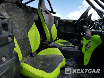 Zdjęcie 6 z 11 samochodu: 2020 HONDA SXS1000 S2R VIN:1HFVE0549L4101690 - miniatura