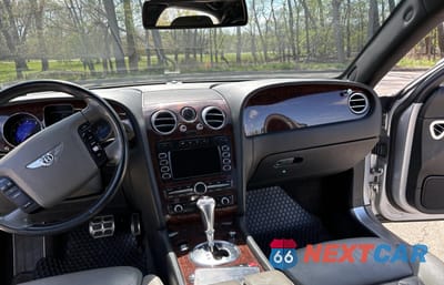 Zdjęcie 9 z 11 samochodu: 2006 BENTLEY CONTINENTAL FLYING SPUR VIN:SCBBR53W36C038540 - miniatura