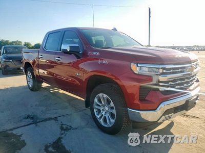 Czwarte zdjęcie samochodu z boku: 2025 CHEVROLET SILVERADO K1500 LTZ VIN:3GCUKGEDXSG129300 - miniatura