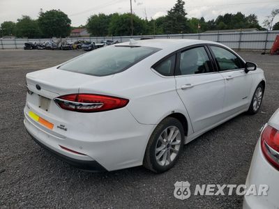 Trzecie zdjęcie samochodu z tyłu: 2019 FORD FUSION SE VIN:3FA6P0LUXKR124791 - miniatura