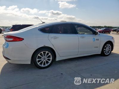 Trzecie zdjęcie samochodu z tyłu: 2017 FORD FUSION SE HYBRID VIN:3FA6P0LU9HR410155 - miniatura