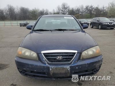 Piąte zdjęcie samochodu w środku: 2005 HYUNDAI ELANTRA GLS VIN:KMHDN46D45U043207 - miniatura