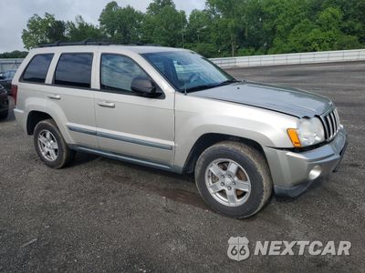 Czwarte zdjęcie samochodu z boku: 2007 JEEP GRAND CHEROKEE LAREDO VIN:1J8GR48K37C692239 - miniatura