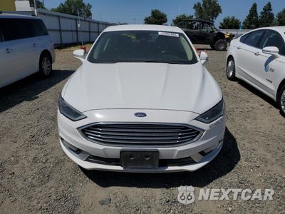 Piąte zdjęcie samochodu w środku: 2017 FORD FUSION SE HYBRID VIN:3FA6P0LU8HR409742 - miniatura