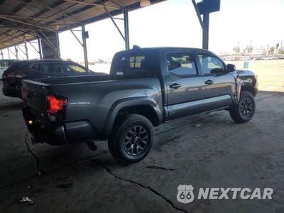 Trzecie zdjęcie samochodu z tyłu: 2023 TOYOTA TACOMA DOUBLE CAB VIN:3TYCZ5AN7PT177392 - miniatura