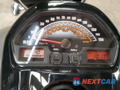 Zdjęcie 7 z 9 samochodu: 2016 SUZUKI VZR1800 VIN:JS1VY53A1G2100259 - miniatura