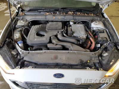 Zdjęcie 11 z 13 samochodu: 2018 FORD FUSION SE HYBRID VIN:3FA6P0LU5JR129864 - miniatura