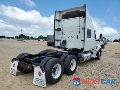 Czwarte zdjęcie samochodu z boku: 2020 INTERNATIONAL LT625 SEMI TRUCK VIN:3HSDZTZR6LN815509 - miniatura