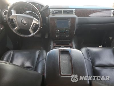 Zdjęcie 8 z 15 samochodu: 2011 GMC YUKON DENALI VIN:1GKS2EEF9BR375806 - miniatura