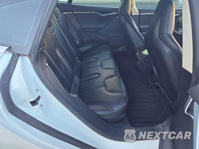 Zdjęcie 6 z 10 samochodu: 2012 TESLA MODEL S VIN:5YJSA1CN1CFP02658 - miniatura