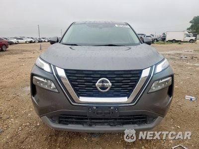 Piąte zdjęcie samochodu w środku: 2021 NISSAN ROGUE SV VIN:5N1AT3BA0MC840928 - miniatura
