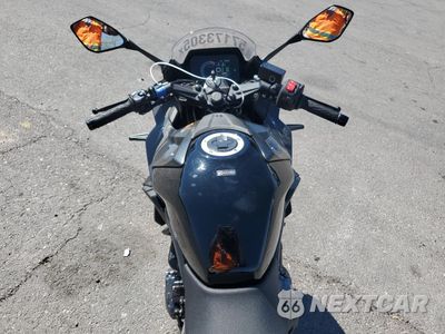 Zdjęcie 6 z 10 samochodu: 2025 SUZUKI GSX800 F VIN:JS1EM13BXS7100334 - miniatura