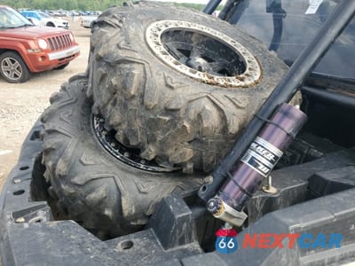 Zdjęcie 6 z 11 samochodu: 2016 POLARIS RZR XP 1000 EPS VIN:3NSVDE991GF783560 - miniatura