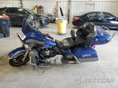 Trzecie zdjęcie samochodu z tyłu: 2017 HARLEY-DAVIDSON FLHTK ULTRA LIMITED VIN:1HD1KED10HB615175 - miniatura