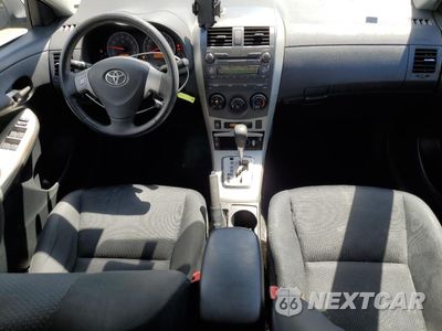 Zdjęcie 8 z 12 samochodu: 2010 TOYOTA COROLLA BASE VIN:2T1BU4EE7AC414473 - miniatura