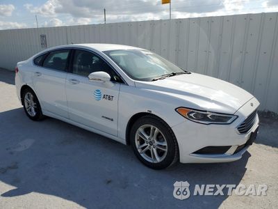 Czwarte zdjęcie samochodu z boku: 2018 FORD FUSION SE HYBRID VIN:3FA6P0LU8JR281900 - miniatura