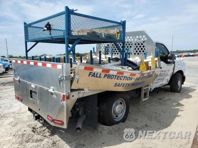 Trzecie zdjęcie samochodu z tyłu: 2024 FORD F250 SUPER DUTY VIN:1FTBF2AA3RED10797 - miniatura