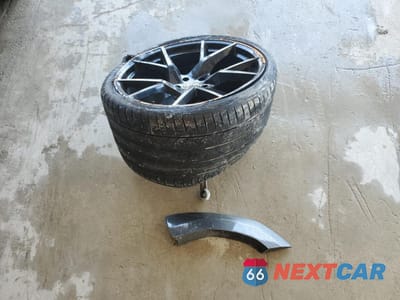 Zdjęcie 13 z 16 samochodu: 2021 LAMBORGHINI URUS VIN:ZPBCA1ZL1MLA14449 - miniatura