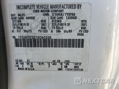 Zdjęcie 13 z 14 samochodu: 2001 FORD F550 SUPER DUTY VIN:1FDAF57S31ED65330 - miniatura